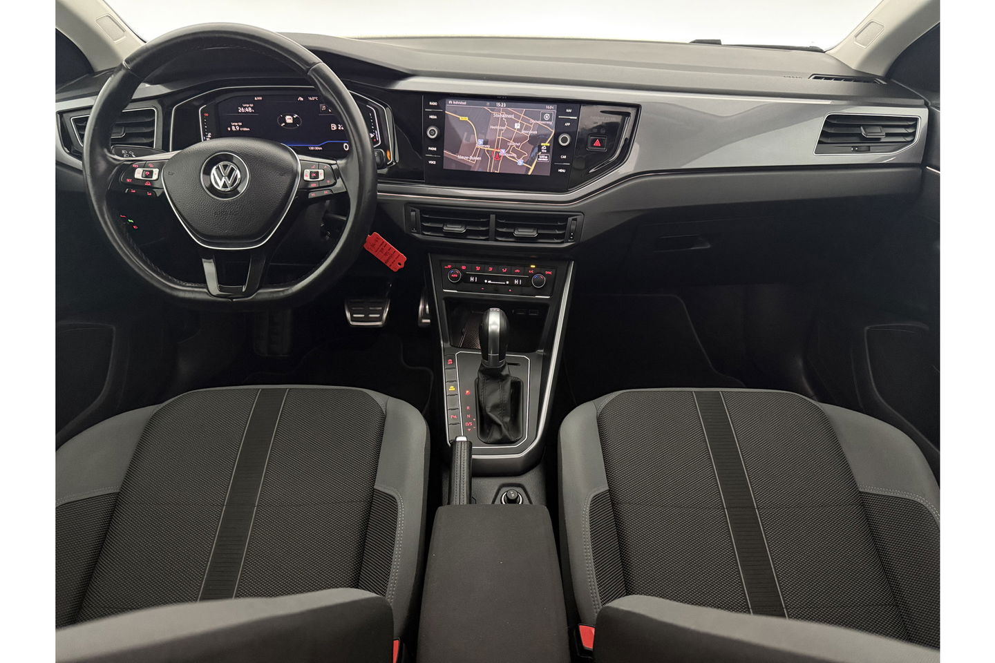 Volkswagen Polo 1.0 TSI Highline Pano DSG LED Virtual Carplay Clima Cruise Navi PDC 17''LMV