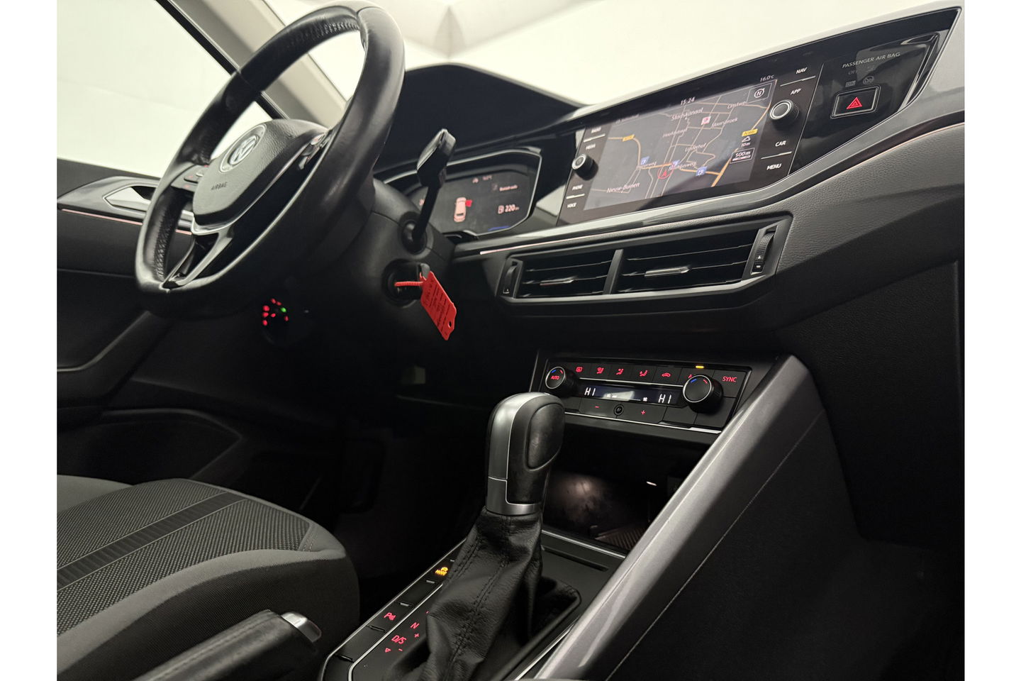Volkswagen Polo 1.0 TSI Highline Pano DSG LED Virtual Carplay Clima Cruise Navi PDC 17''LMV