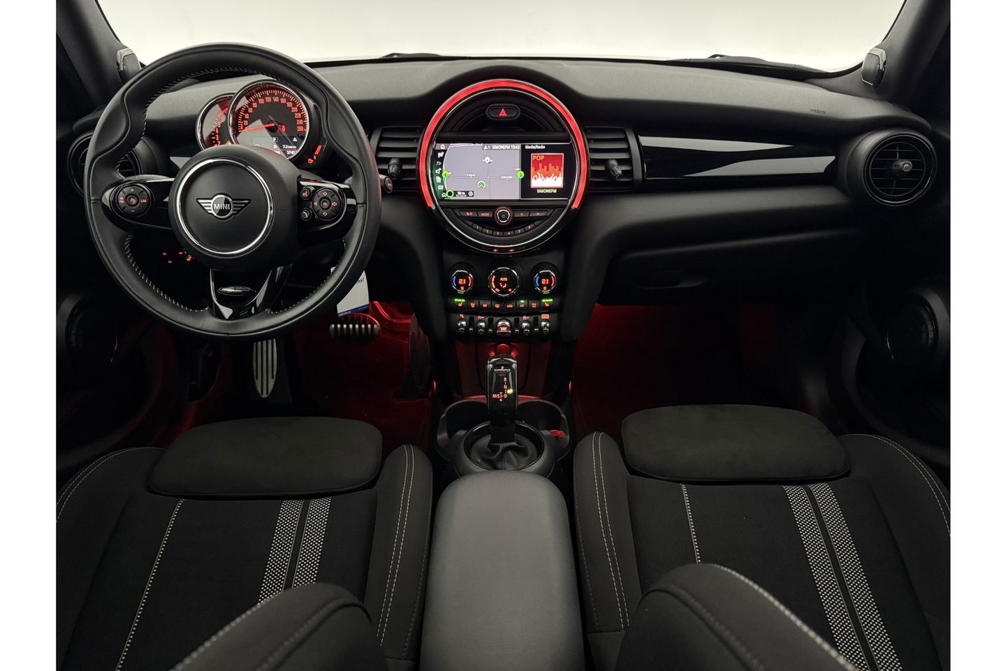 MINI Cooper 1.5 Cooper JCW PACK Pano | harman/kardon | Carplay Clima Cruise LED Navigatie PDC 18"LMV Stoelverwarming