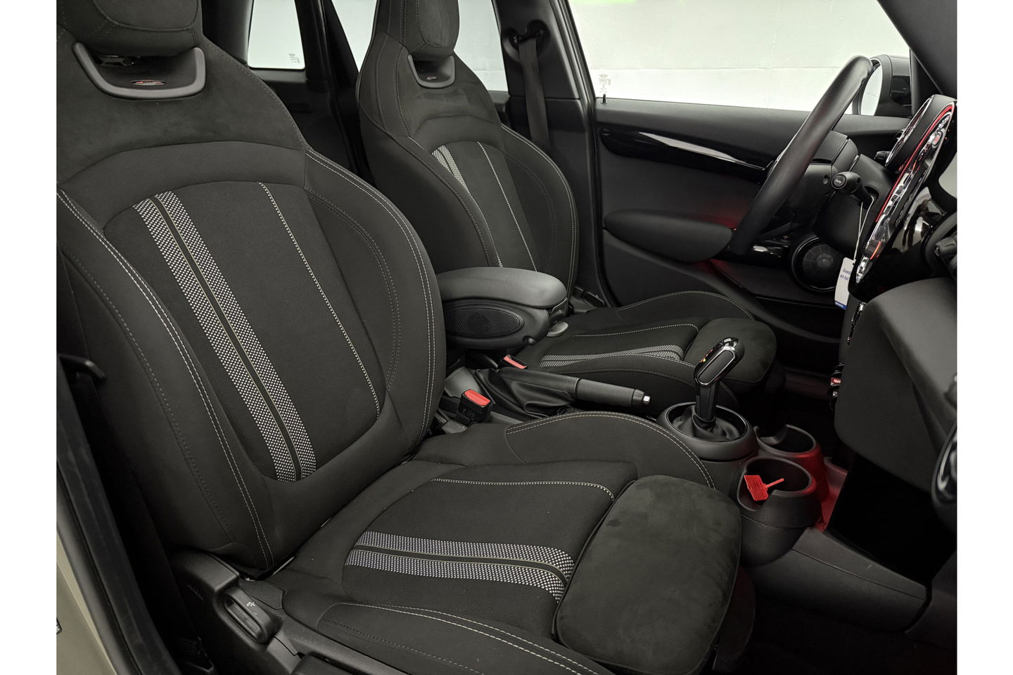 MINI Cooper 1.5 Cooper JCW PACK Pano | harman/kardon | Carplay Clima Cruise LED Navigatie PDC 18"LMV Stoelverwarming