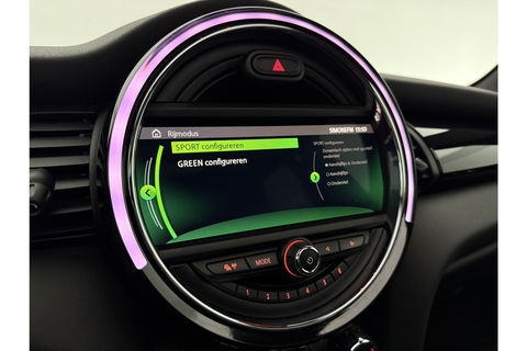 MINI Cooper 1.5 Cooper JCW PACK Pano | harman/kardon | Carplay Clima Cruise LED Navigatie PDC 18"LMV Stoelverwarming