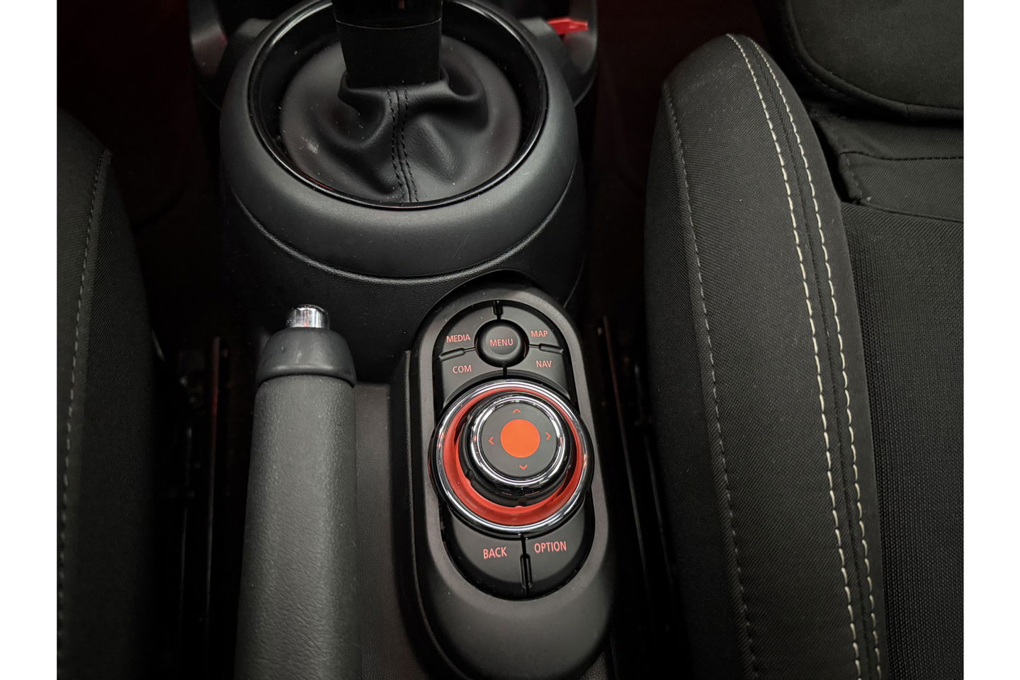 MINI Cooper 1.5 Cooper JCW PACK Pano | harman/kardon | Carplay Clima Cruise LED Navigatie PDC 18"LMV Stoelverwarming