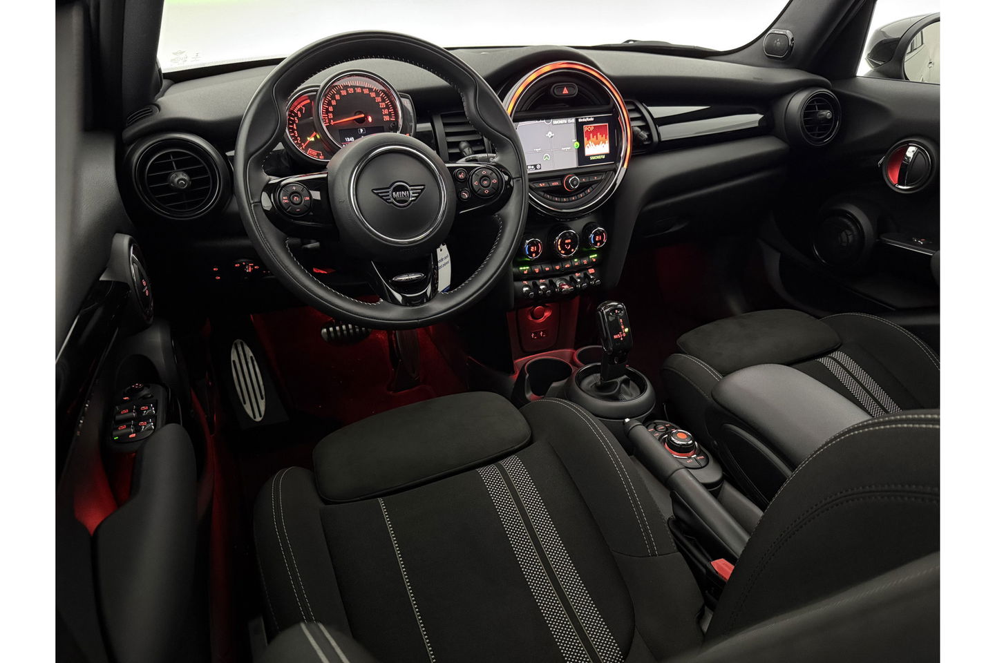 MINI Cooper 1.5 Cooper JCW PACK Pano | harman/kardon | Carplay Clima Cruise LED Navigatie PDC 18"LMV Stoelverwarming