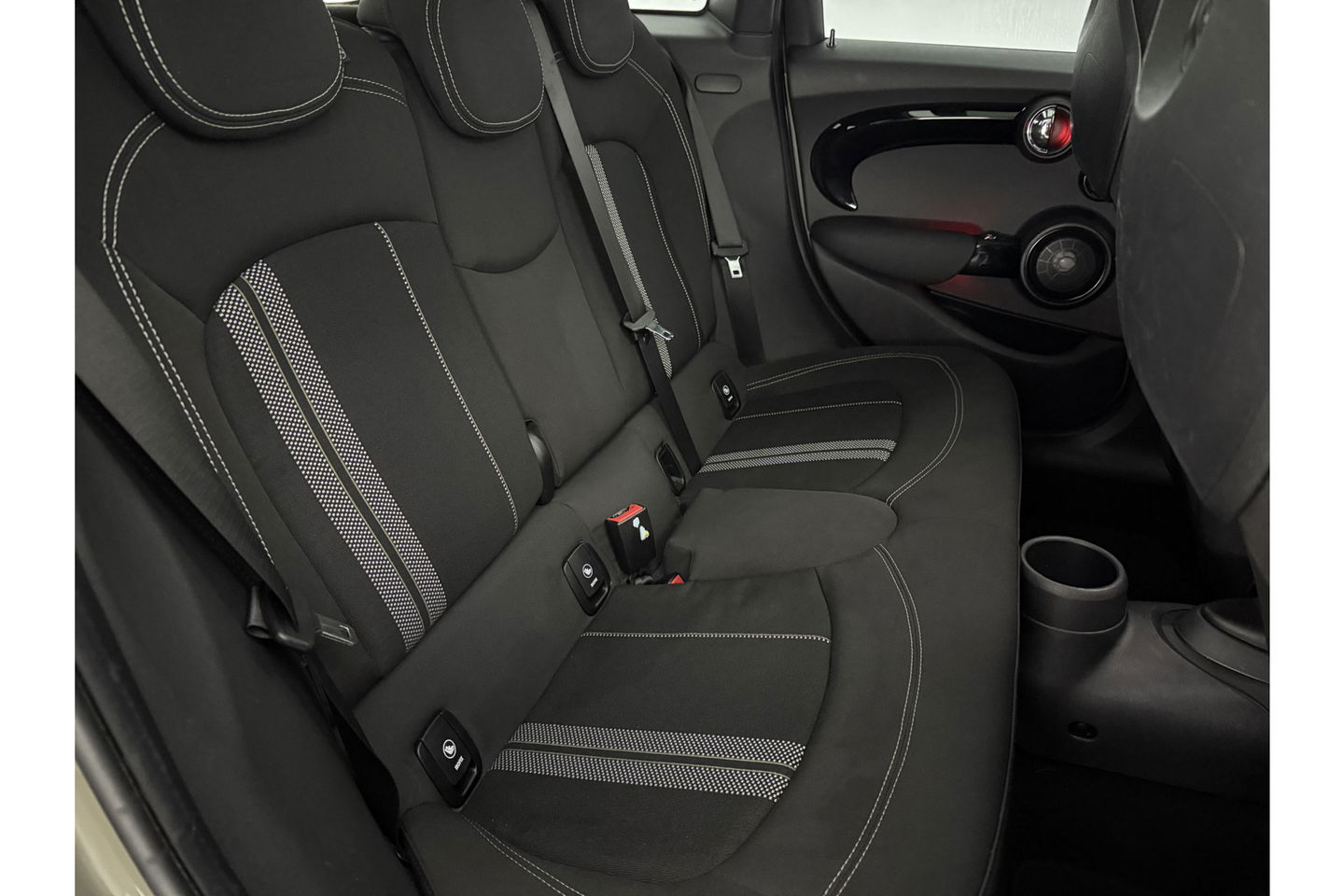 MINI Cooper 1.5 Cooper JCW PACK Pano | harman/kardon | Carplay Clima Cruise LED Navigatie PDC 18"LMV Stoelverwarming
