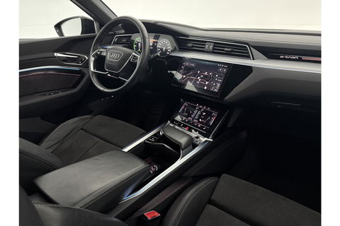Audi e-tron 50 quattro Launch edition 71 kWh 313PK Pano LED Sfeer Virtual Trekhaak Carplay Head-up Camera Clima Cruise PDC Memory-Seat 21''LMV
