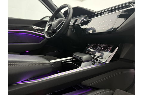 Audi e-tron 50 quattro Launch edition 71 kWh 313PK Pano LED Sfeer Virtual Trekhaak Carplay Head-up Camera Clima Cruise PDC Memory-Seat 21''LMV