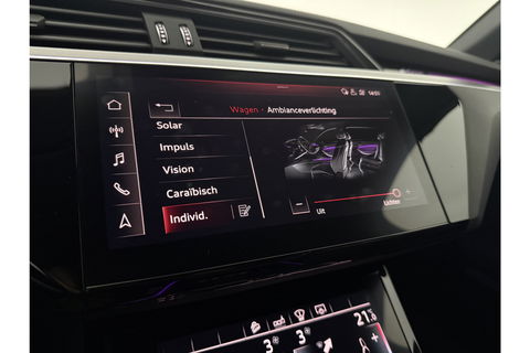 Audi e-tron 50 quattro Launch edition 71 kWh 313PK Pano LED Sfeer Virtual Trekhaak Carplay Head-up Camera Clima Cruise PDC Memory-Seat 21''LMV