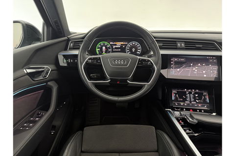 Audi e-tron 50 quattro Launch edition 71 kWh 313PK Pano LED Sfeer Virtual Trekhaak Carplay Head-up Camera Clima Cruise PDC Memory-Seat 21''LMV