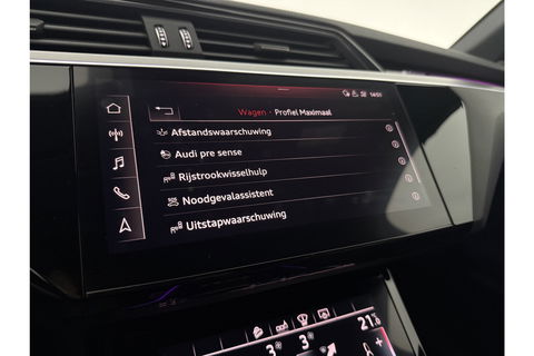 Audi e-tron 50 quattro Launch edition 71 kWh 313PK Pano LED Sfeer Virtual Trekhaak Carplay Head-up Camera Clima Cruise PDC Memory-Seat 21''LMV
