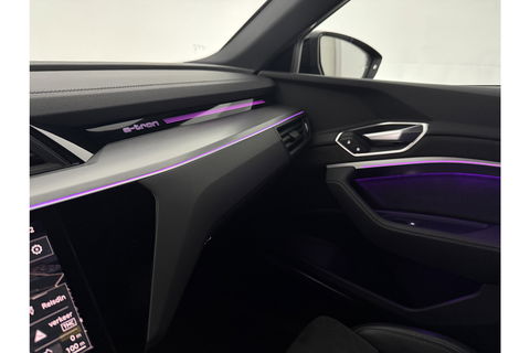 Audi e-tron 50 quattro Launch edition 71 kWh 313PK Pano LED Sfeer Virtual Trekhaak Carplay Head-up Camera Clima Cruise PDC Memory-Seat 21''LMV