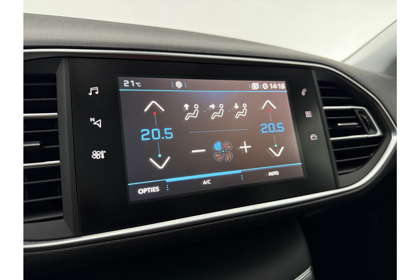 Peugeot 308 1.2 PureTech 360Camera Pano LED Carplay Cruise Clima Navi Leder PDC Massagestoel 16"LMV