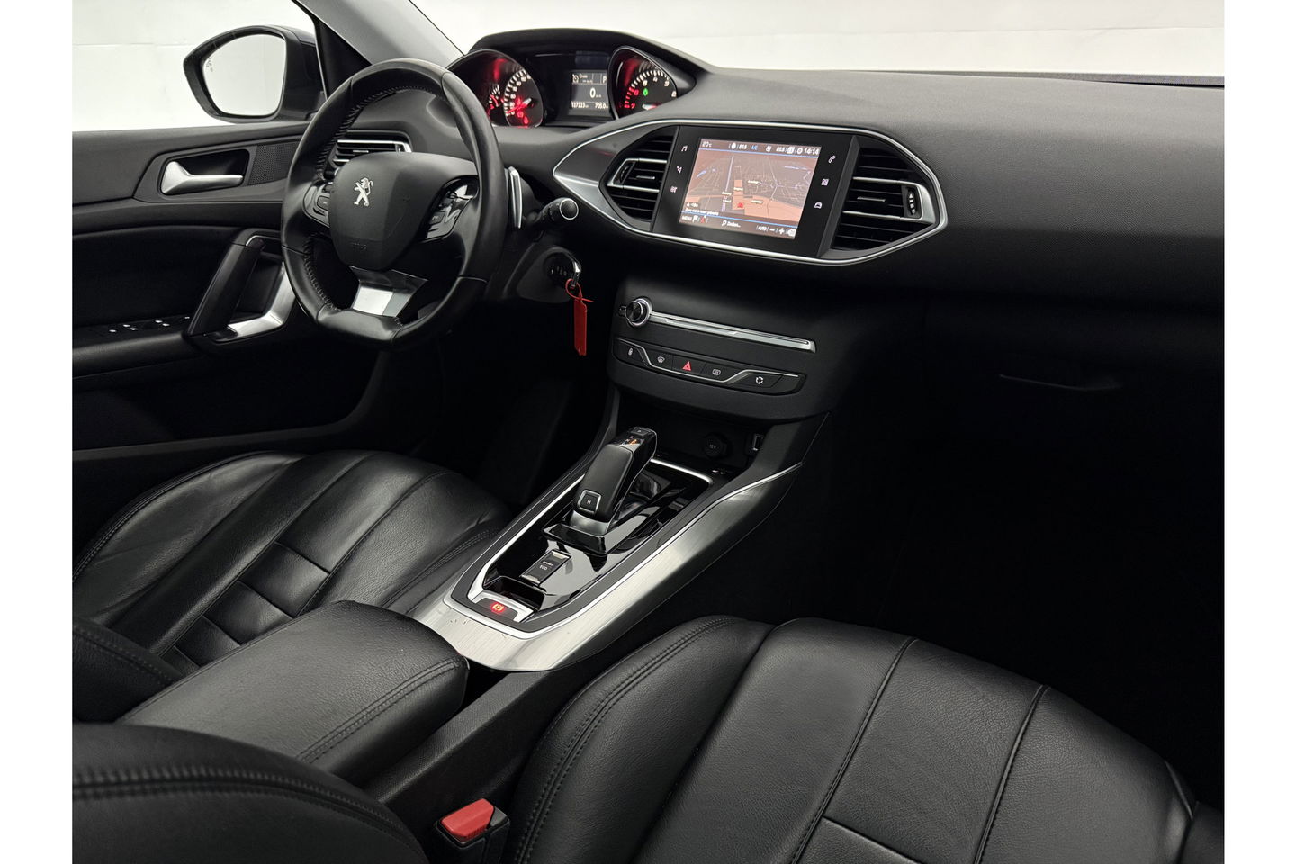 Peugeot 308 1.2 PureTech 360Camera Pano LED Carplay Cruise Clima Navi Leder PDC Massagestoel 16"LMV