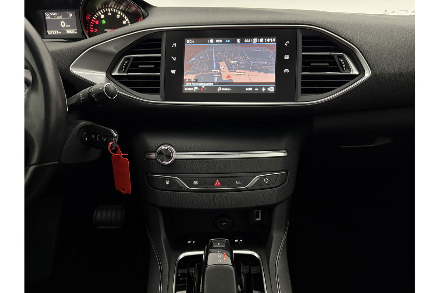 Peugeot 308 1.2 PureTech 360Camera Pano LED Carplay Cruise Clima Navi Leder PDC Massagestoel 16"LMV