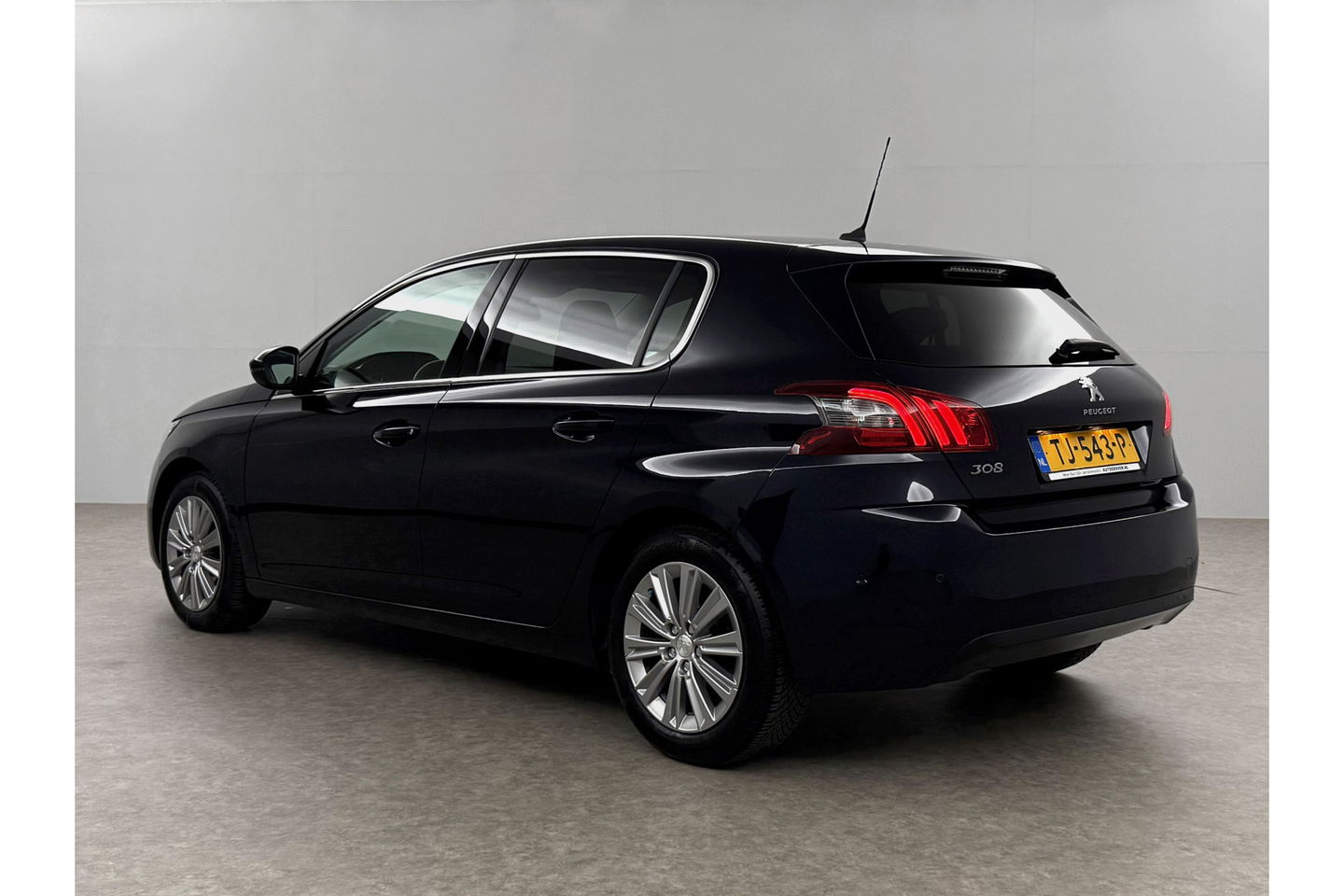 Peugeot 308 1.2 PureTech 360Camera Pano LED Carplay Cruise Clima Navi Leder PDC Massagestoel 16"LMV