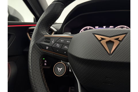 CUPRA Leon 1.4 e-Hybrid 245PK VZ Performance Pano Camera Carplay LED Sfeer Virtual Navi Cruise Clima PDC 19''LMV