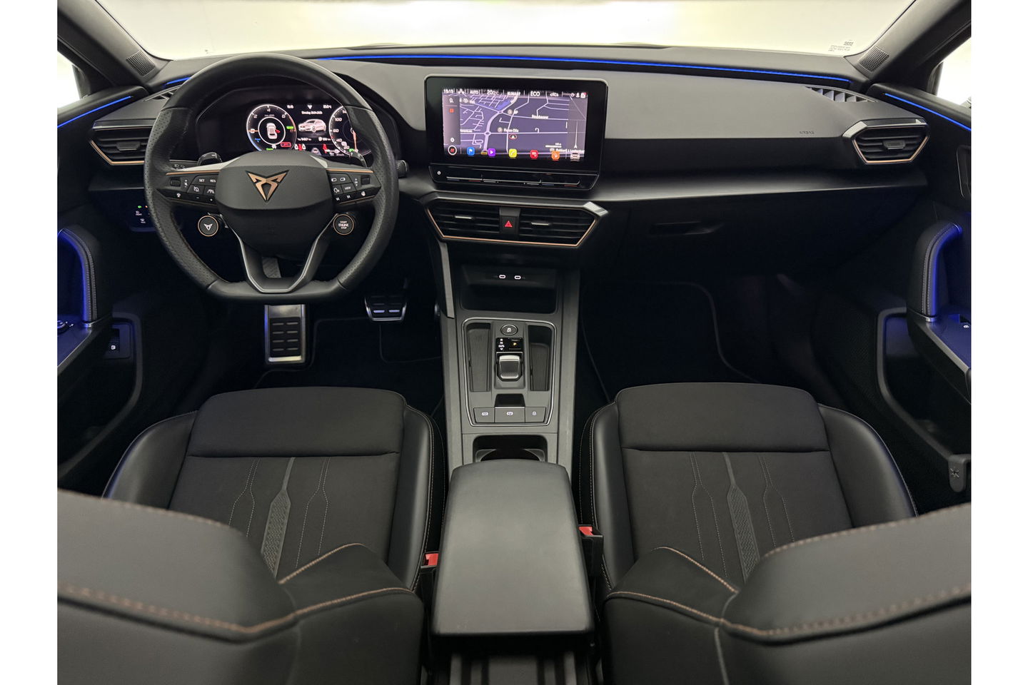 CUPRA Leon 1.4 e-Hybrid 245PK VZ Performance Pano Camera Carplay LED Sfeer Virtual Navi Cruise Clima PDC 19''LMV