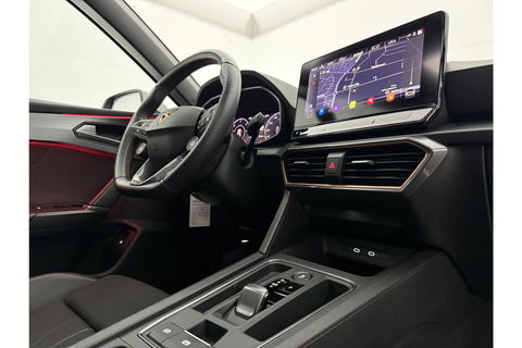 CUPRA Leon 1.4 e-Hybrid 245PK VZ Performance Pano Camera Carplay LED Sfeer Virtual Navi Cruise Clima PDC 19''LMV