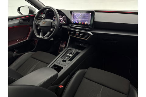 CUPRA Leon 1.4 e-Hybrid 245PK VZ Performance Pano Camera Carplay LED Sfeer Virtual Navi Cruise Clima PDC 19''LMV