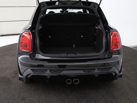 MINI Cooper S 2.0 John Cooper Works | Panoramadak | Stoelverwarming | Camera | Carplay | Full LED | Leder | Harman/Kardon | Climate control | Cruise control