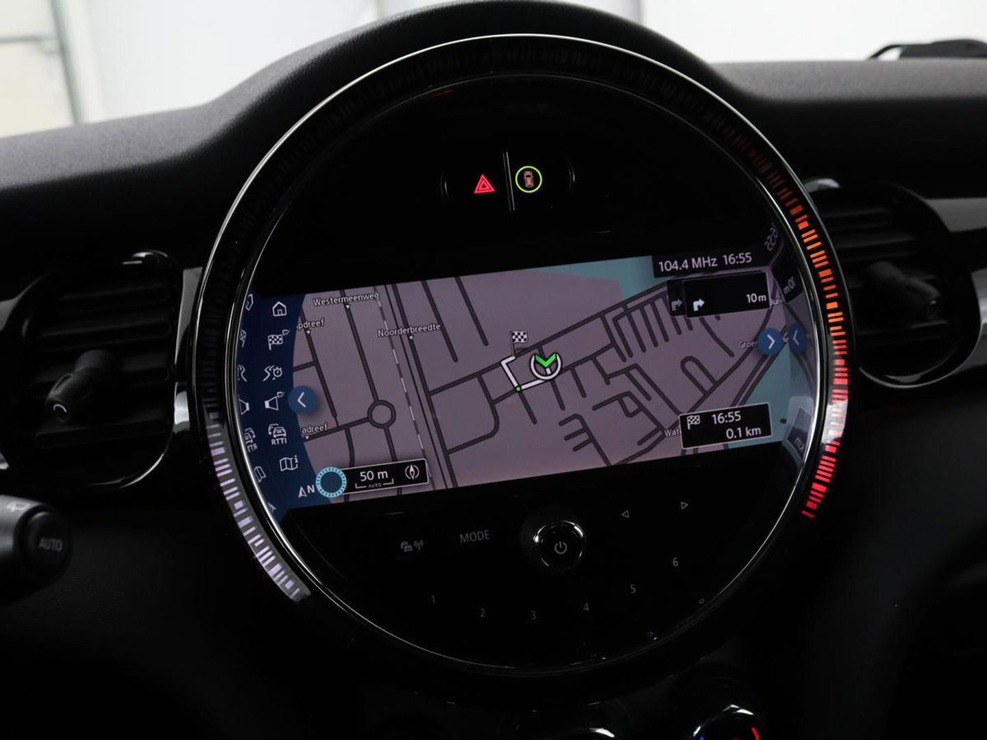 MINI Cooper S 2.0 John Cooper Works | Panoramadak | Stoelverwarming | Camera | Carplay | Full LED | Leder | Harman/Kardon | Climate control | Cruise control