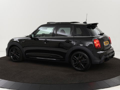 MINI Cooper S 2.0 John Cooper Works | Panoramadak | Stoelverwarming | Camera | Carplay | Full LED | Leder | Harman/Kardon | Climate control | Cruise control
