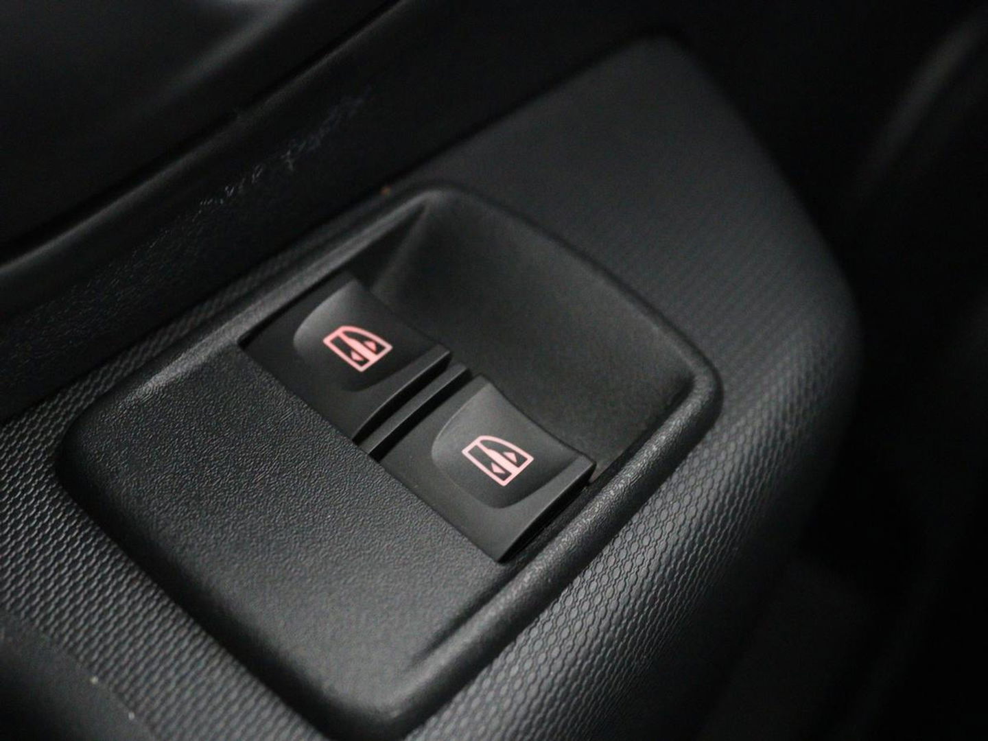 Dacia Sandero 0.9 TCe Laureate | Trekhaak | Airco | Bluetooth | Elektrische ramen | Radio/CD