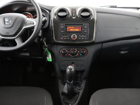 Dacia Sandero 0.9 TCe Laureate | Trekhaak | Airco | Bluetooth | Elektrische ramen | Radio/CD