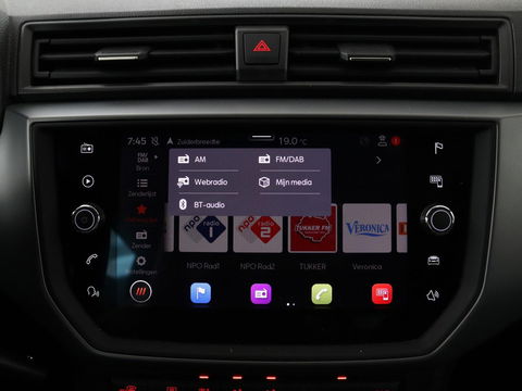 SEAT Ibiza 1.0 TSI Style Intens | Carplay | Trekhaak | Navigatie | Climate control | Camera | Cruise control | Parkeerhulp | Bluetooth