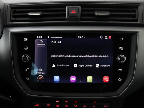 SEAT Ibiza 1.0 TSI Style Intens | Carplay | Trekhaak | Navigatie | Climate control | Camera | Cruise control | Parkeerhulp | Bluetooth