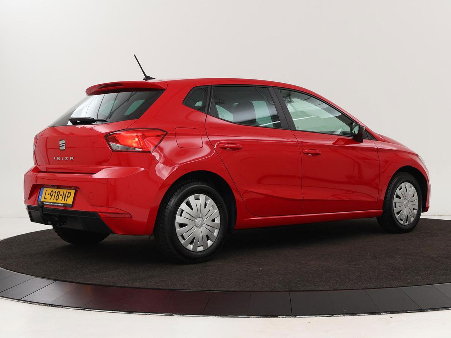 SEAT Ibiza 1.0 TSI Style Intens | Carplay | Trekhaak | Navigatie | Climate control | Camera | Cruise control | Parkeerhulp | Bluetooth