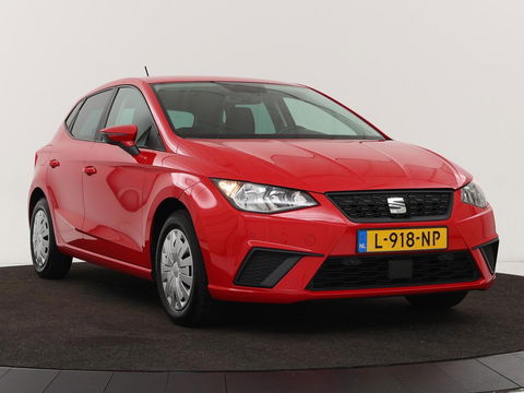 SEAT Ibiza 1.0 TSI Style Intens | Carplay | Trekhaak | Navigatie | Climate control | Camera | Cruise control | Parkeerhulp | Bluetooth