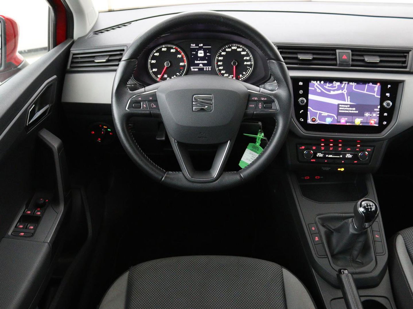 SEAT Ibiza 1.0 TSI Style Intens | Carplay | Trekhaak | Navigatie | Climate control | Camera | Cruise control | Parkeerhulp | Bluetooth