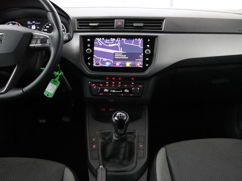 SEAT Ibiza 1.0 TSI Style Intens | Carplay | Trekhaak | Navigatie | Climate control | Camera | Cruise control | Parkeerhulp | Bluetooth