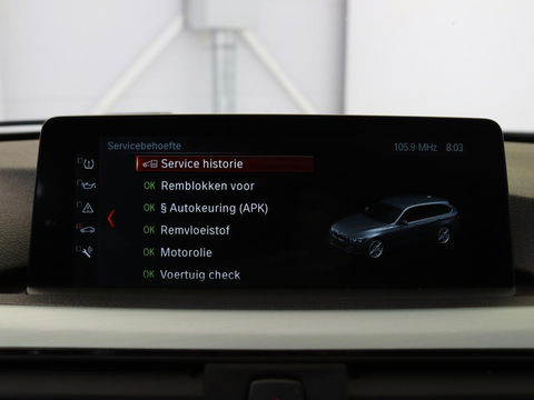 BMW 3-serie 320i M Sport | Sportstoelen | Alcantara | Full LED | Navigatie | Climate control | Bluetooth | Parkeerhulp | Cruise control