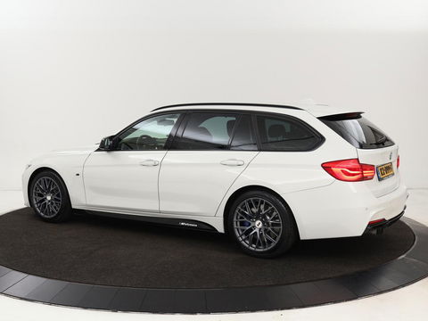 BMW 3-serie 320i M Sport | Sportstoelen | Alcantara | Full LED | Navigatie | Climate control | Bluetooth | Parkeerhulp | Cruise control