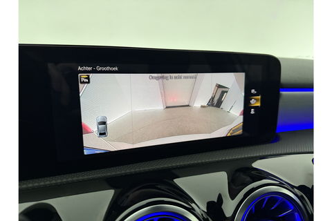 Mercedes-Benz A-Klasse 180 AMG Pano Sfeer Virtual Camera LED Clima Cruise Navi PDC 18''LMV