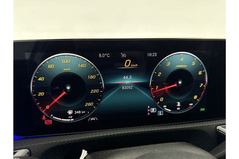 Mercedes-Benz A-Klasse 180 AMG Pano Sfeer Virtual Camera LED Clima Cruise Navi PDC 18''LMV