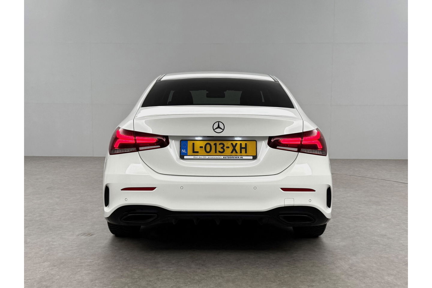 Mercedes-Benz A-Klasse 180 AMG Pano Sfeer Virtual Camera LED Clima Cruise Navi PDC 18''LMV
