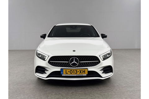 Mercedes-Benz A-Klasse 180 AMG Pano Sfeer Virtual Camera LED Clima Cruise Navi PDC 18''LMV