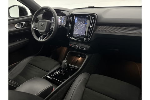 Volvo XC40 1.5 Twin Engine R-Design 262PK Pano Trekhaak LED Harman/Kardon Virtual Clima Cruise Camera Carplay PDC Navi 20"LMV