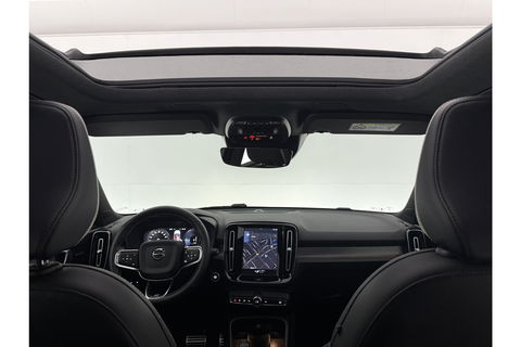 Volvo XC40 1.5 Twin Engine R-Design 262PK Pano Trekhaak LED Harman/Kardon Virtual Clima Cruise Camera Carplay PDC Navi 20"LMV
