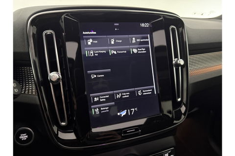 Volvo XC40 1.5 Twin Engine R-Design 262PK Pano Trekhaak LED Harman/Kardon Virtual Clima Cruise Camera Carplay PDC Navi 20"LMV
