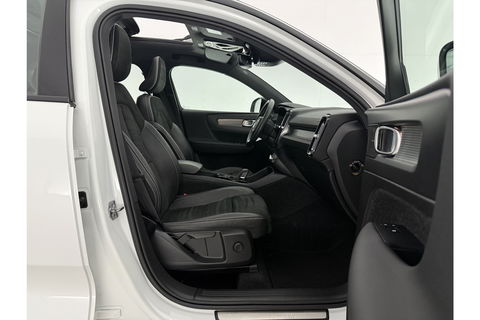 Volvo XC40 1.5 Twin Engine R-Design 262PK Pano Trekhaak LED Harman/Kardon Virtual Clima Cruise Camera Carplay PDC Navi 20"LMV