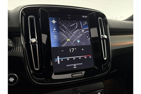 Volvo XC40 1.5 Twin Engine R-Design 262PK Pano Trekhaak LED Harman/Kardon Virtual Clima Cruise Camera Carplay PDC Navi 20"LMV