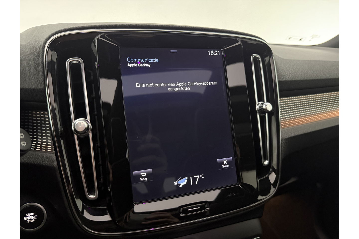 Volvo XC40 1.5 Twin Engine R-Design 262PK Pano Trekhaak LED Harman/Kardon Virtual Clima Cruise Camera Carplay PDC Navi 20"LMV
