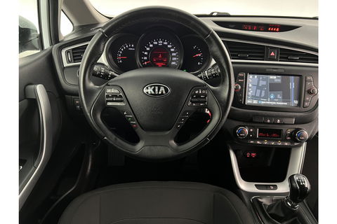 Kia Ceed 1.0 T-GDi Design Edition Camera Carplay LED Trekhaak Clima Navi PDC 16"LMV