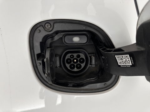Smart Forfour EQ Essential 18 kWh [ 3-Fase ] (INCL-BTW) Aut. *FULL-LEATHER | AIRCO | CRUISE | DAB+ | COMFORT-SEATS | 15''ALU*