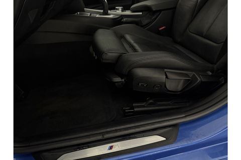 BMW 3-serie 320d High Executive M-Sport 191PK Pano Leder LED 19"LMV Clima Cruise Navi PDC Stoelverw.