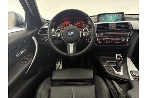 BMW 3-serie 320d High Executive M-Sport 191PK Pano Leder LED 19"LMV Clima Cruise Navi PDC Stoelverw.