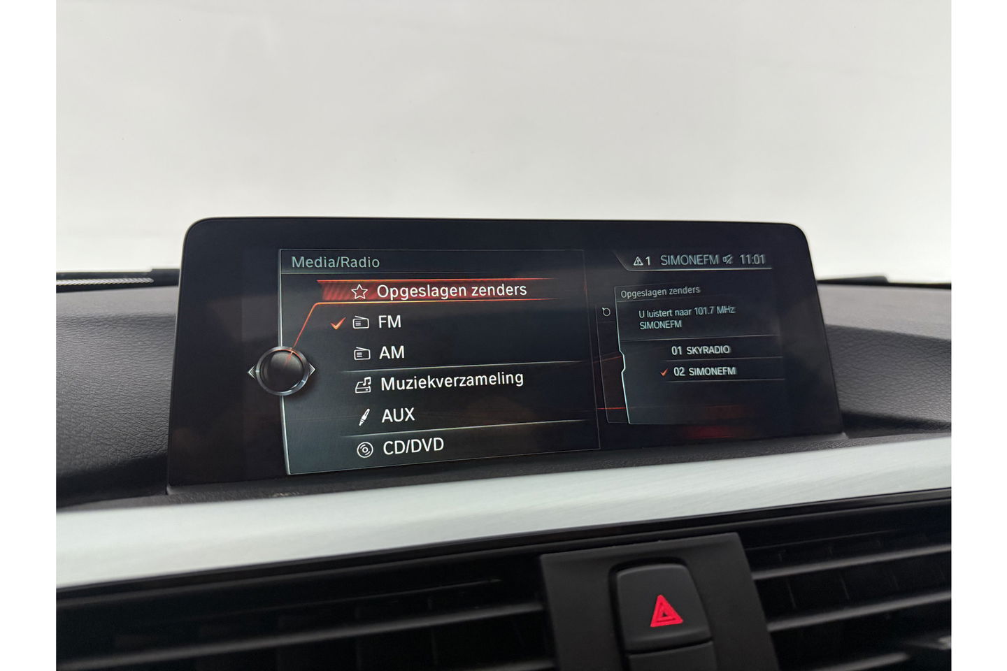 BMW 3-serie 320d High Executive M-Sport 191PK Pano Leder LED 19"LMV Clima Cruise Navi PDC Stoelverw.